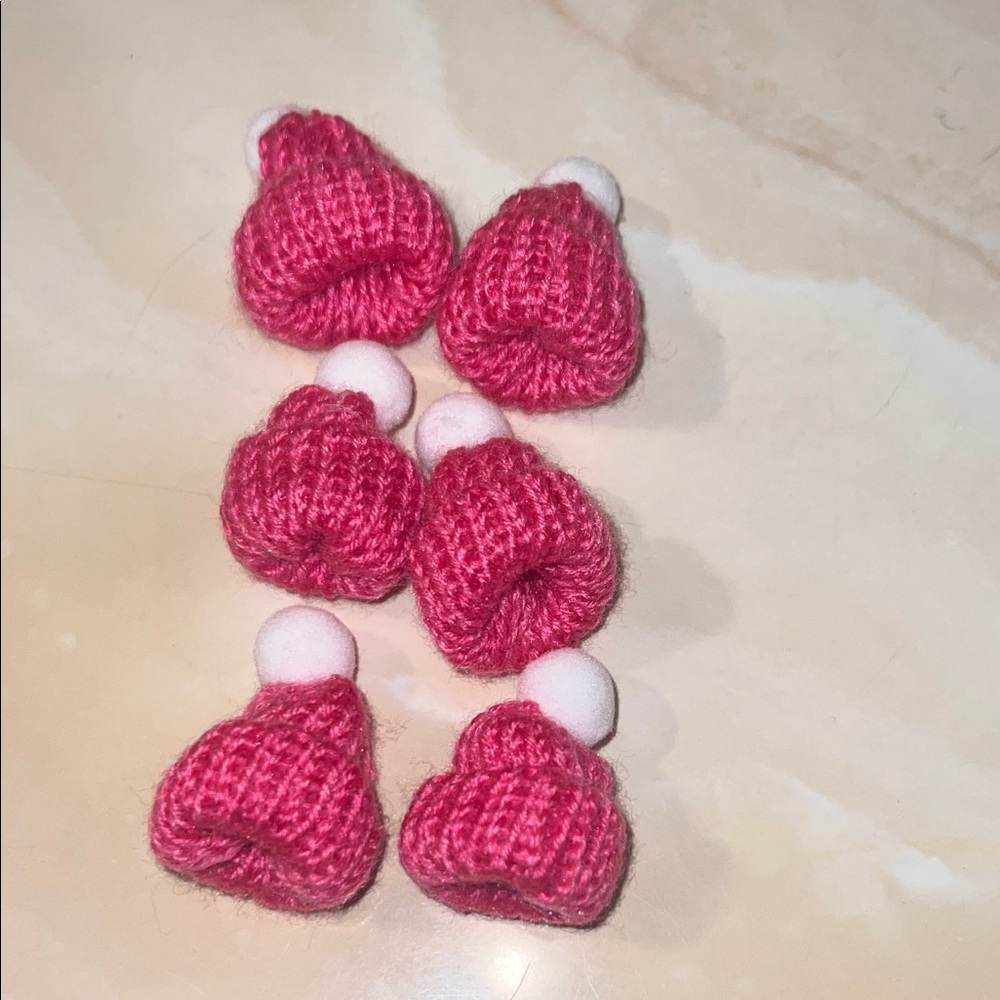 NWOT 6pc Christmas pink Knit Hat Mini Santa Hats Christmas Tree Ornaments DIY